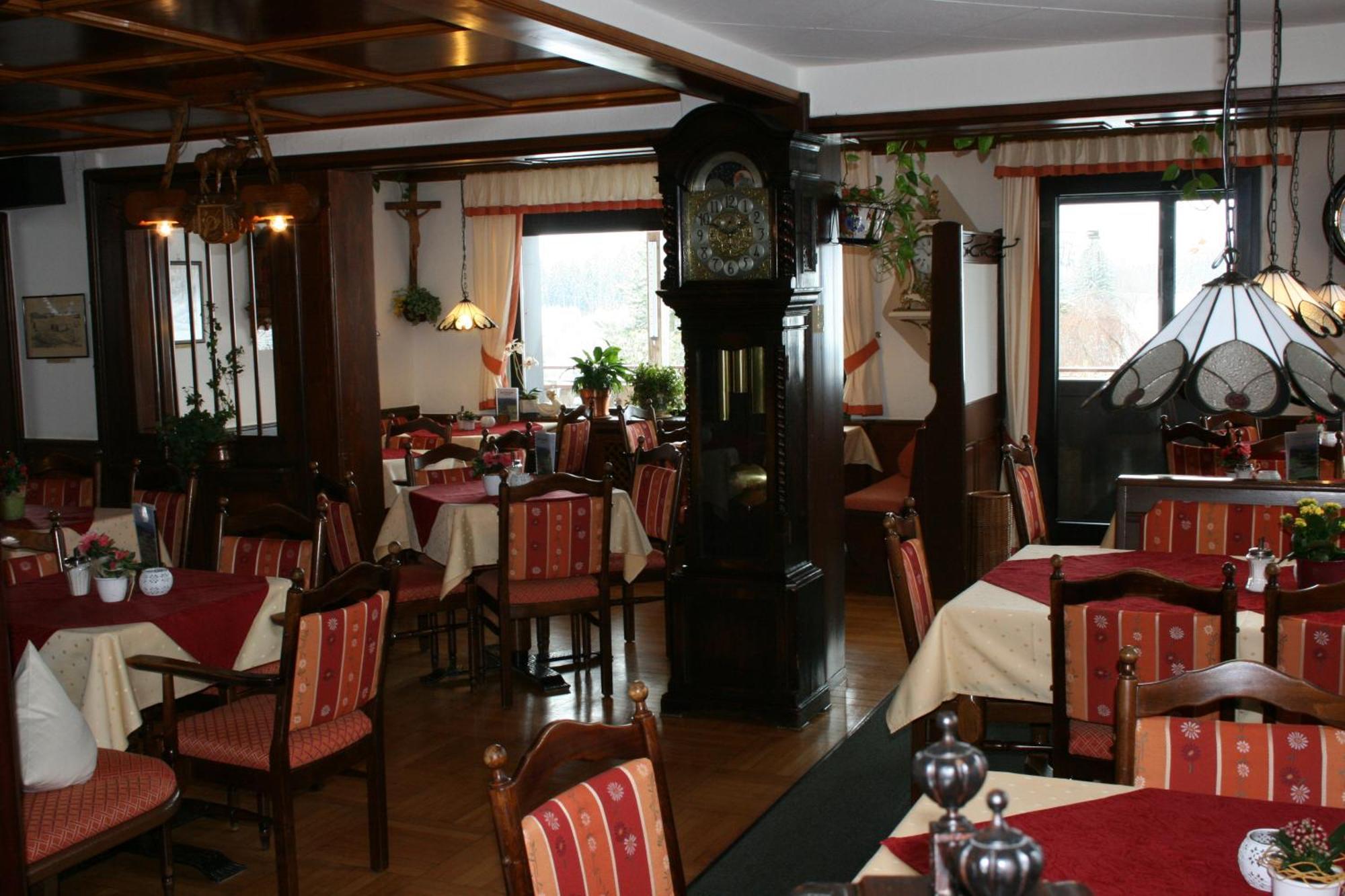Cafe-Pension Feldbergblick 티티제-노이슈타트 외부 사진